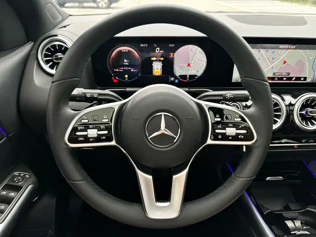 Mercedes-Benz GLA 2020 — фото 16