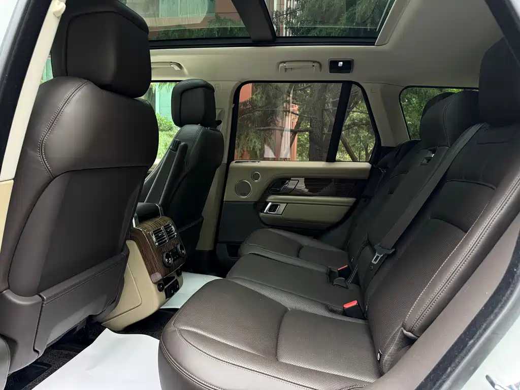 Land Rover Range Rover 2019 — фото 14