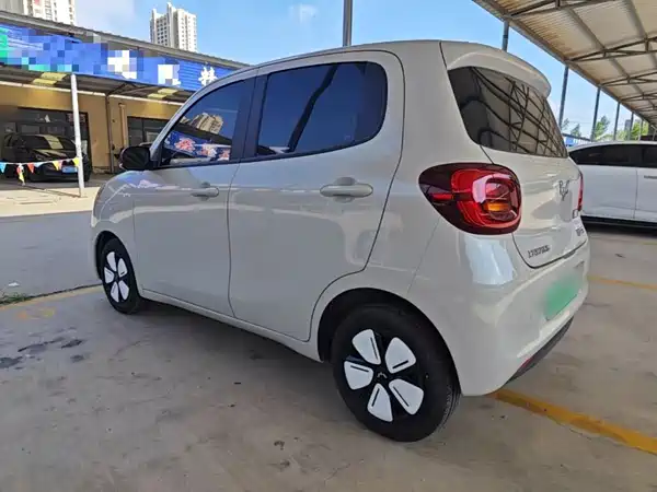Wuling Hongguang MINIEV 2025