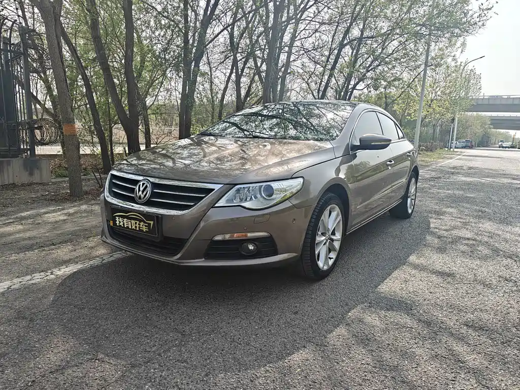 Volkswagen CC 2011