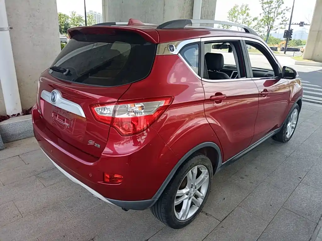 Changan CS35 2016