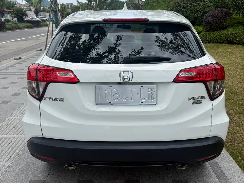 Honda Vezel 2022 — фото 4