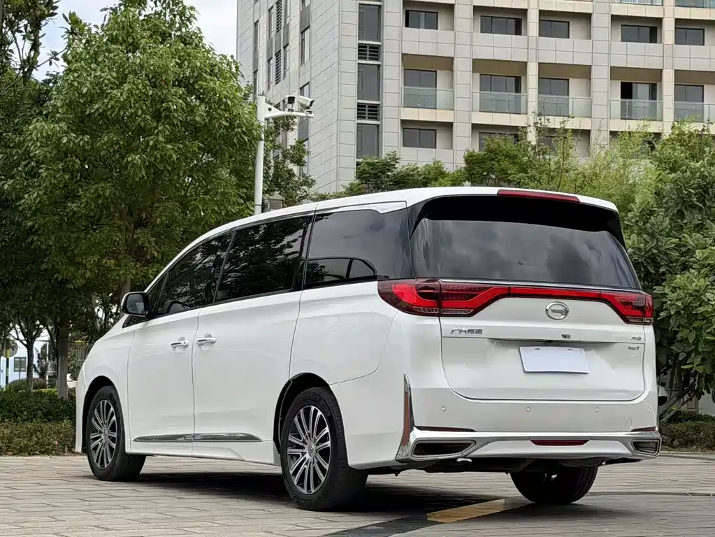 GAC Motor Trumpchi M8 2022 — фото 7