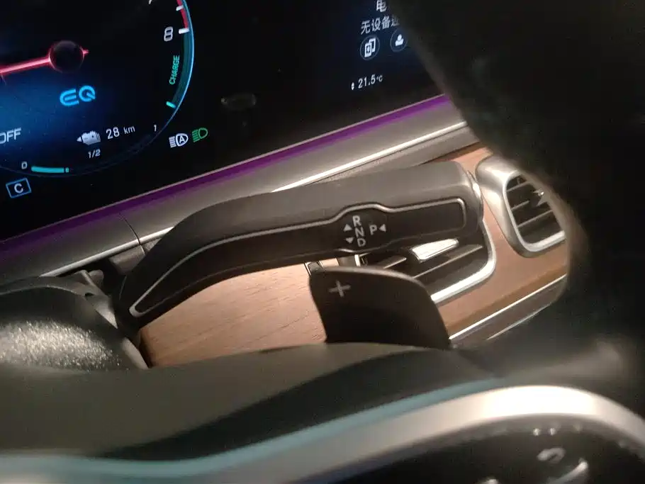 Mercedes-Benz GLE New Energy 2021 — фото 16