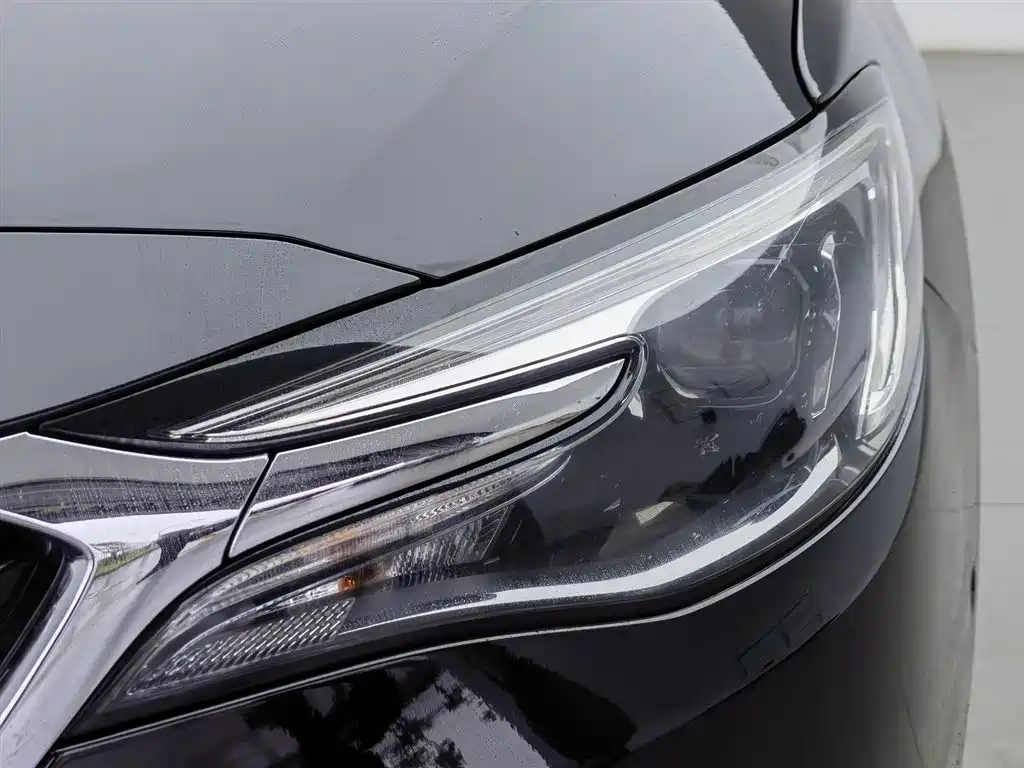 Buick Excelle 2019 — фото 7