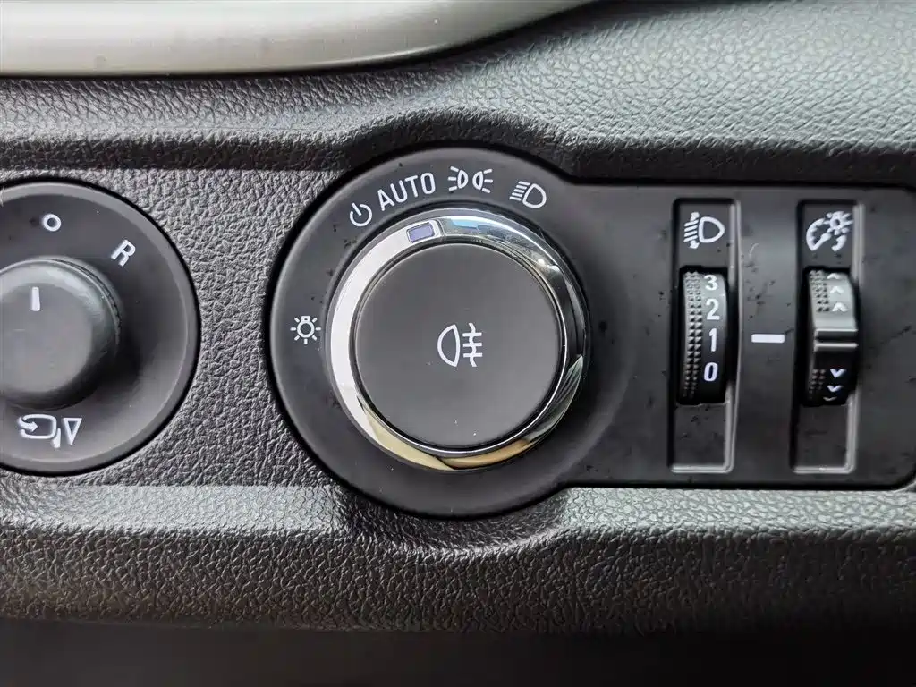 Buick Excelle 2019 — фото 21