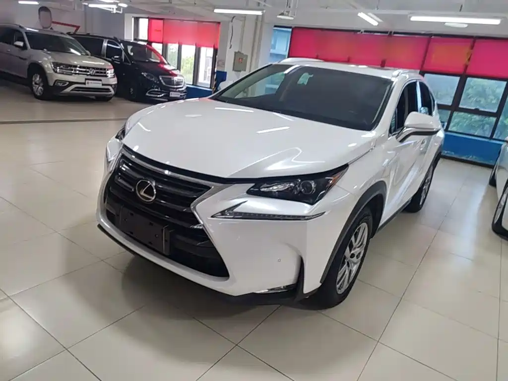 Lexus NX 2017 — фото 2