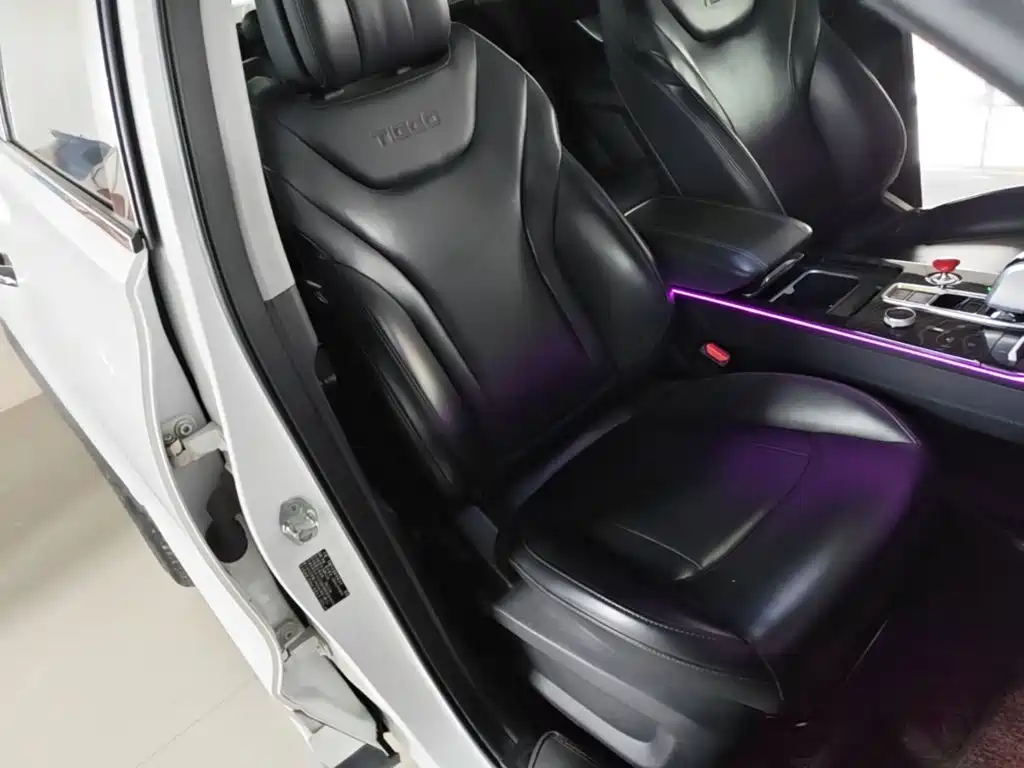Chery Tiggo 8 PLUS 2020 — фото 25