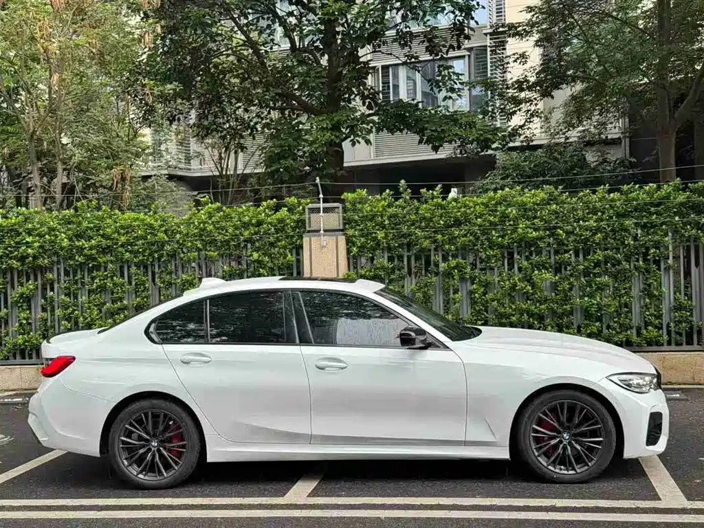 BMW 3 Series 2020