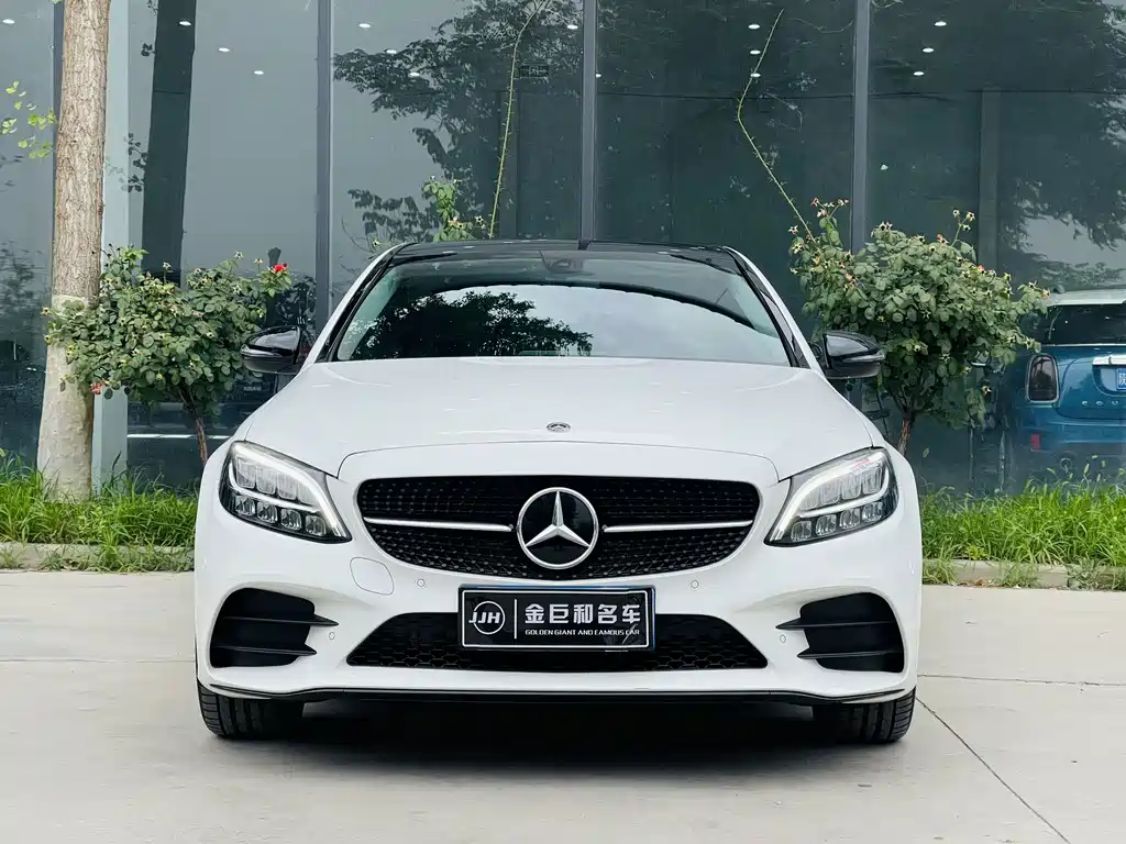 Mercedes-Benz C-Class 2021