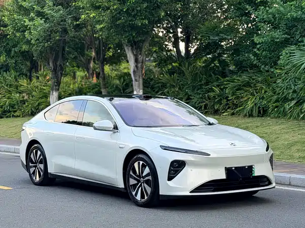 NIO ET7 2023