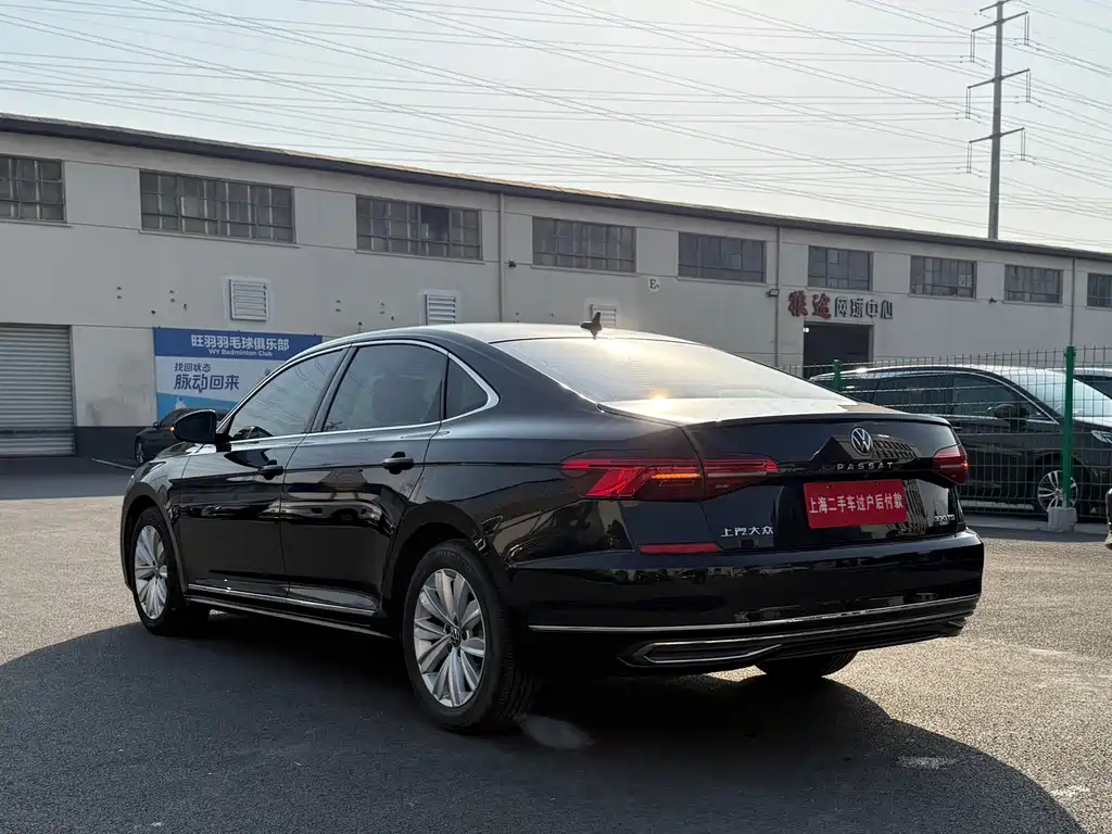 Volkswagen Passat 2021 — фото 14