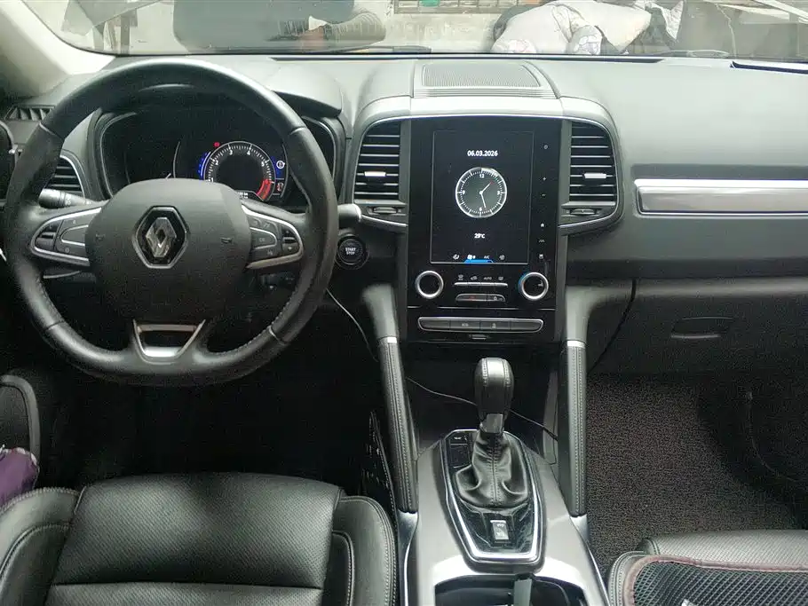 Renault Koleos 2017 — фото 12