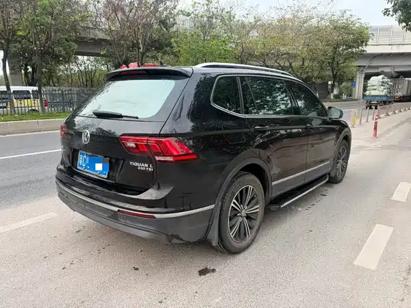 Volkswagen Tiguan L 2020