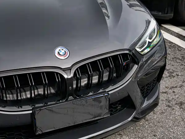 BMW M8 2022