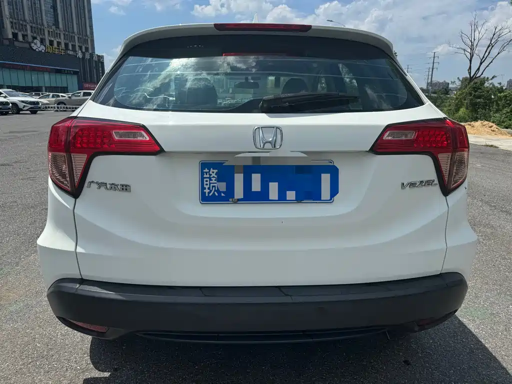 Honda Vezel 2016