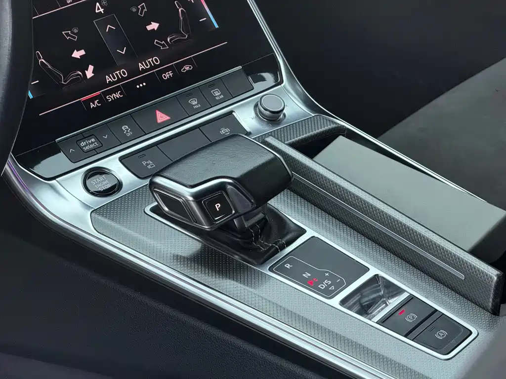 Audi A6L 2020 — фото 6