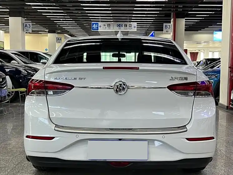 Buick Excelle 2020 — фото 13