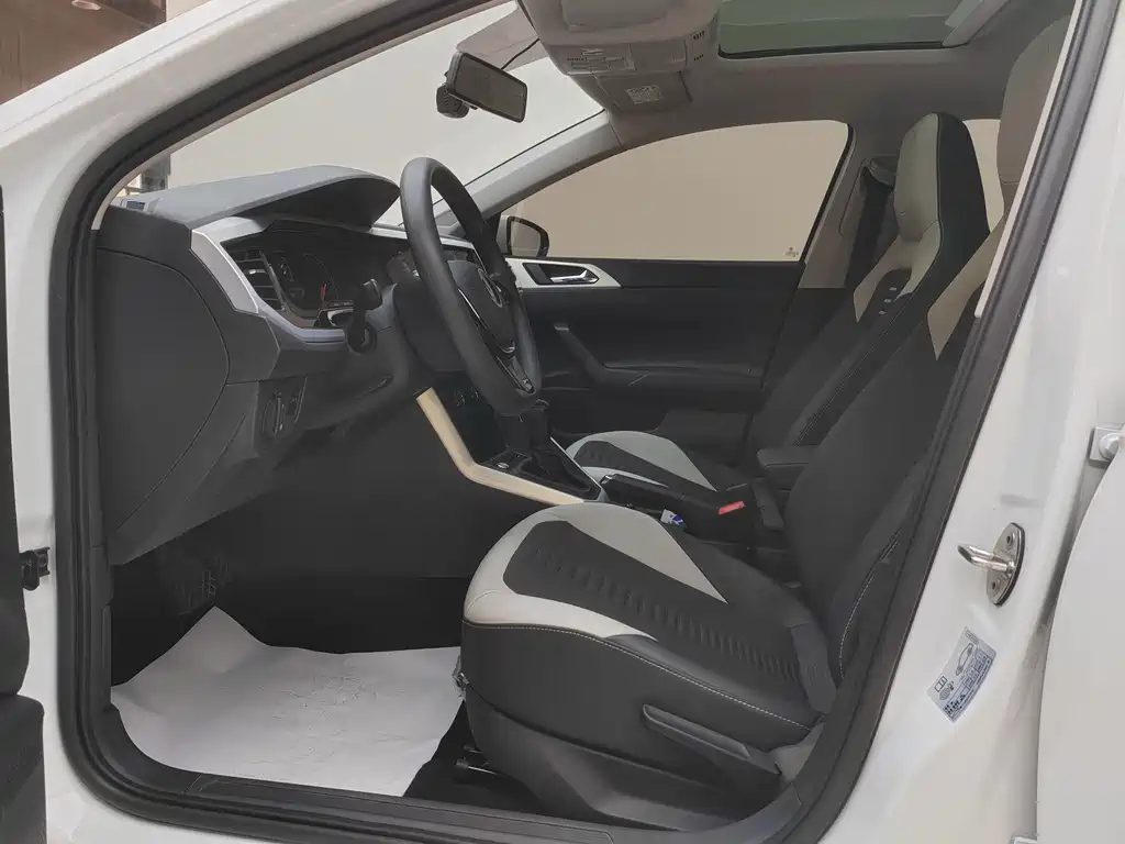 Volkswagen Polo 2022