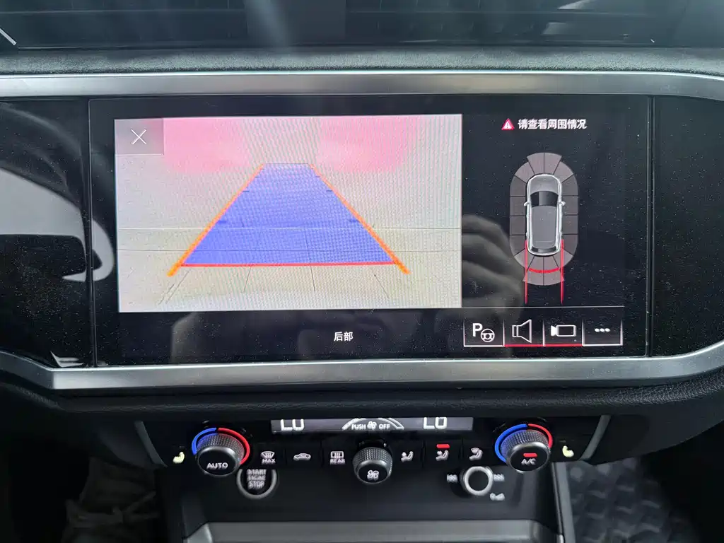 Audi Q3 2022 — фото 19