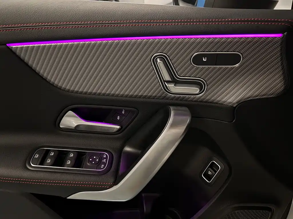Mercedes-Benz A-Class 2025 — фото 13