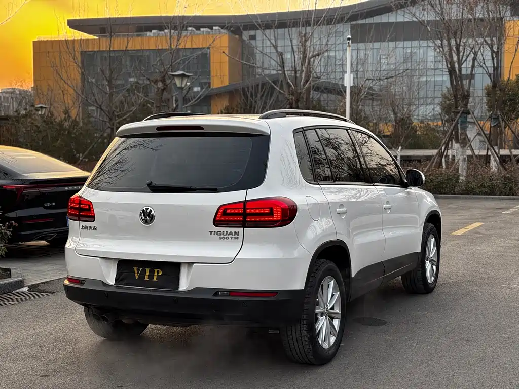 Volkswagen Tiguan 2017 — фото 7