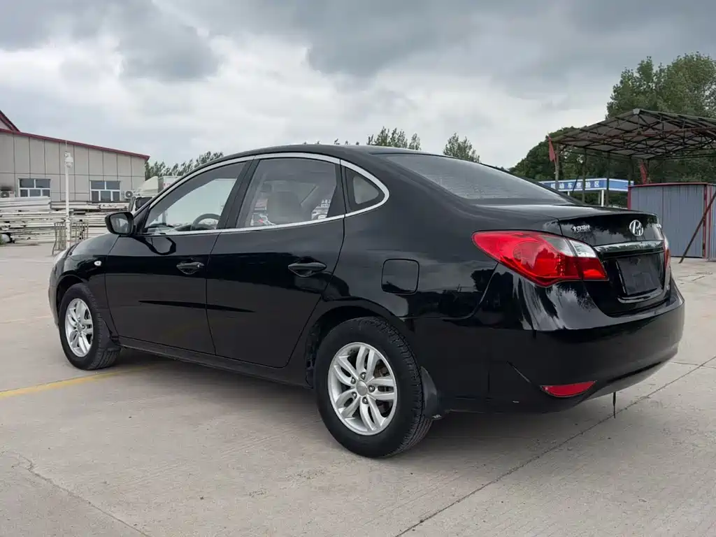 Hyundai Elantra 2014