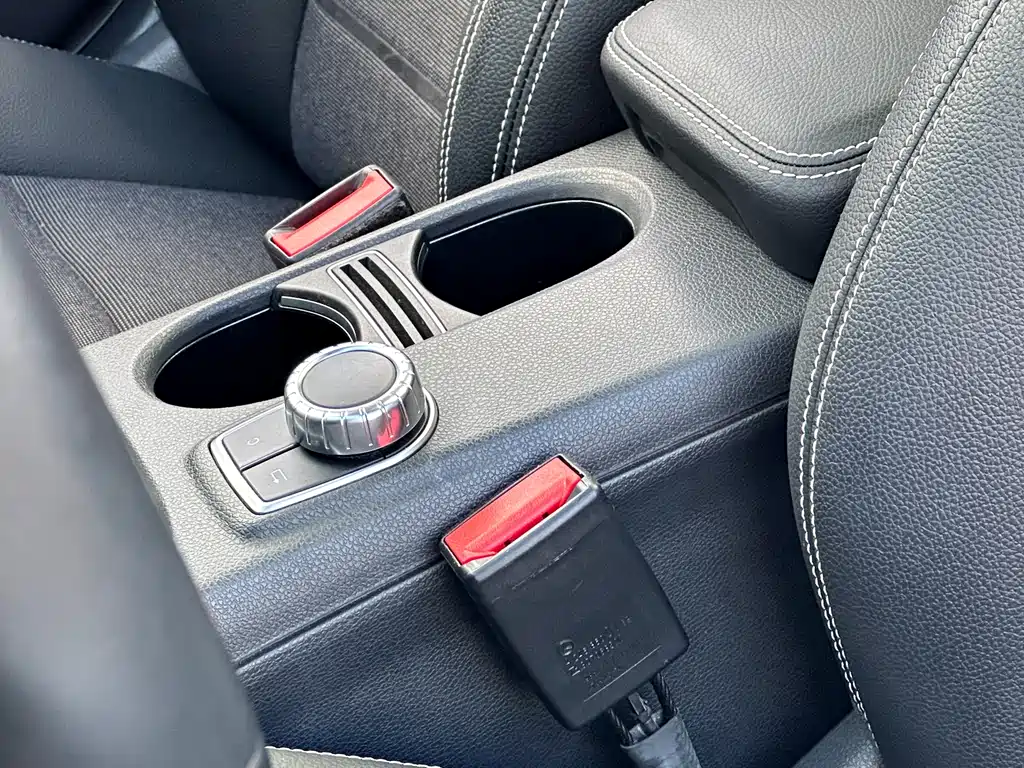 Mercedes-Benz A-Class 2014 — фото 19