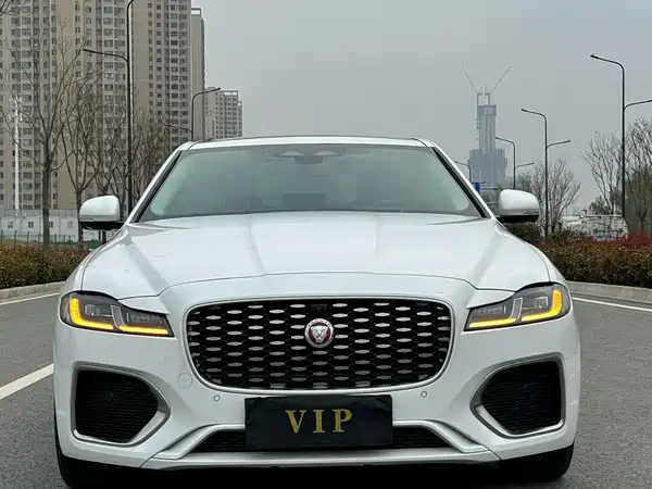 Jaguar XFL 2024