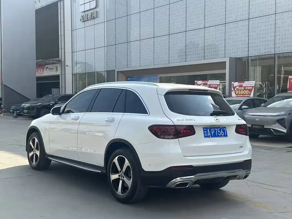 Mercedes-Benz GLC 2022 — фото 15