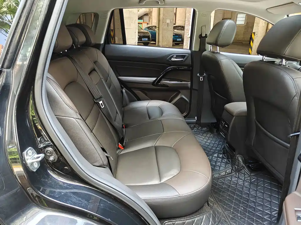 GAC Motor GS4 Hybrid 2019 — фото 15