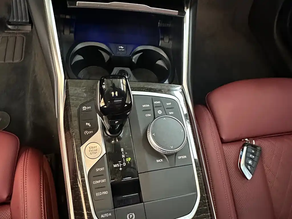 BMW 3 Series 2022 — фото 12