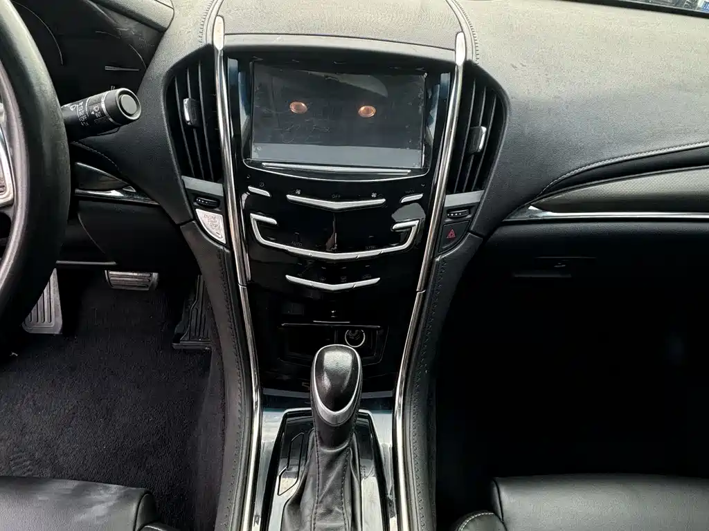 Cadillac ATS-L 2017 — фото 18