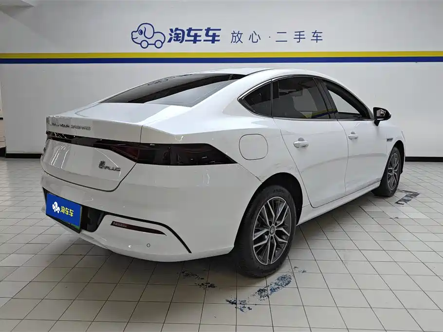 BYD Qin PLUS 2023 — фото 3