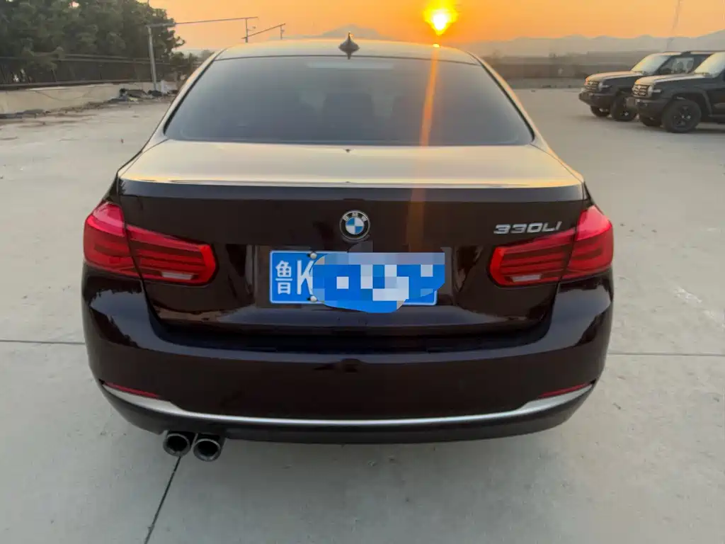 BMW 3 Series 2018 — фото 3