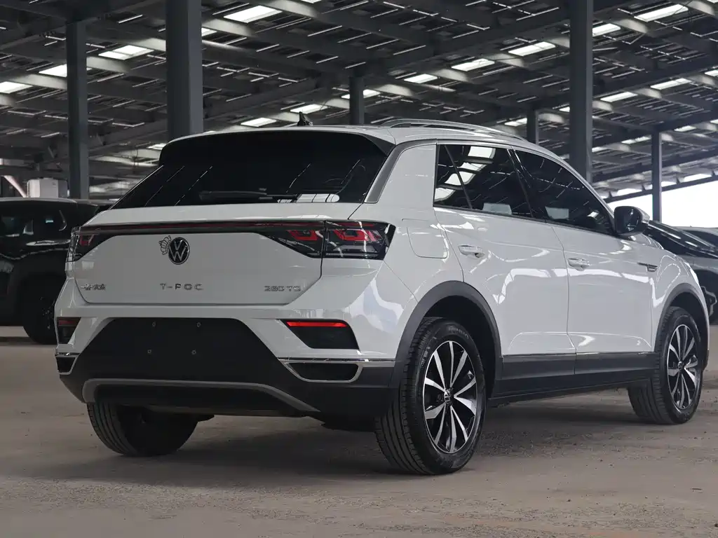 Volkswagen T-Roc 2023