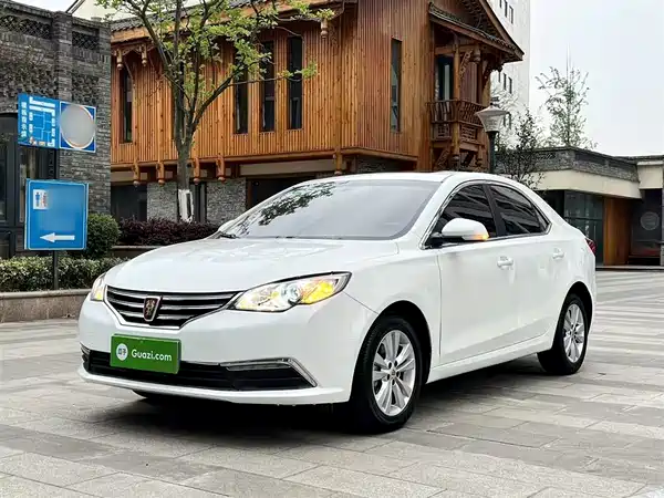 Roewe 360 2015