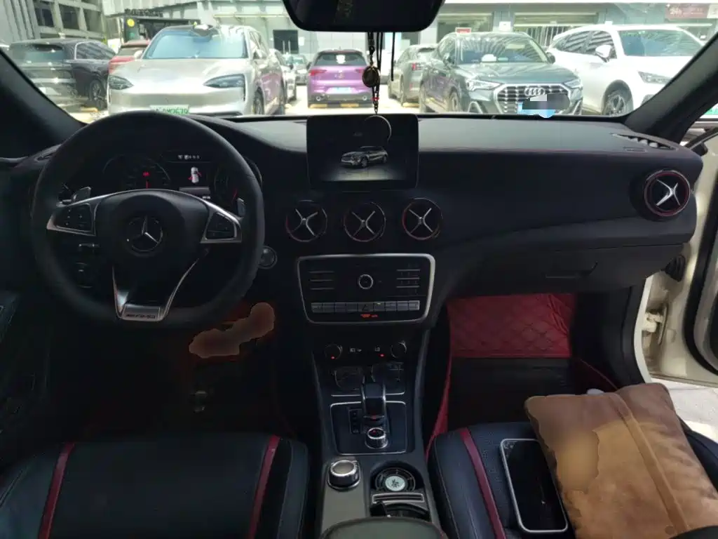 Mercedes-Benz GLA AMG 2017