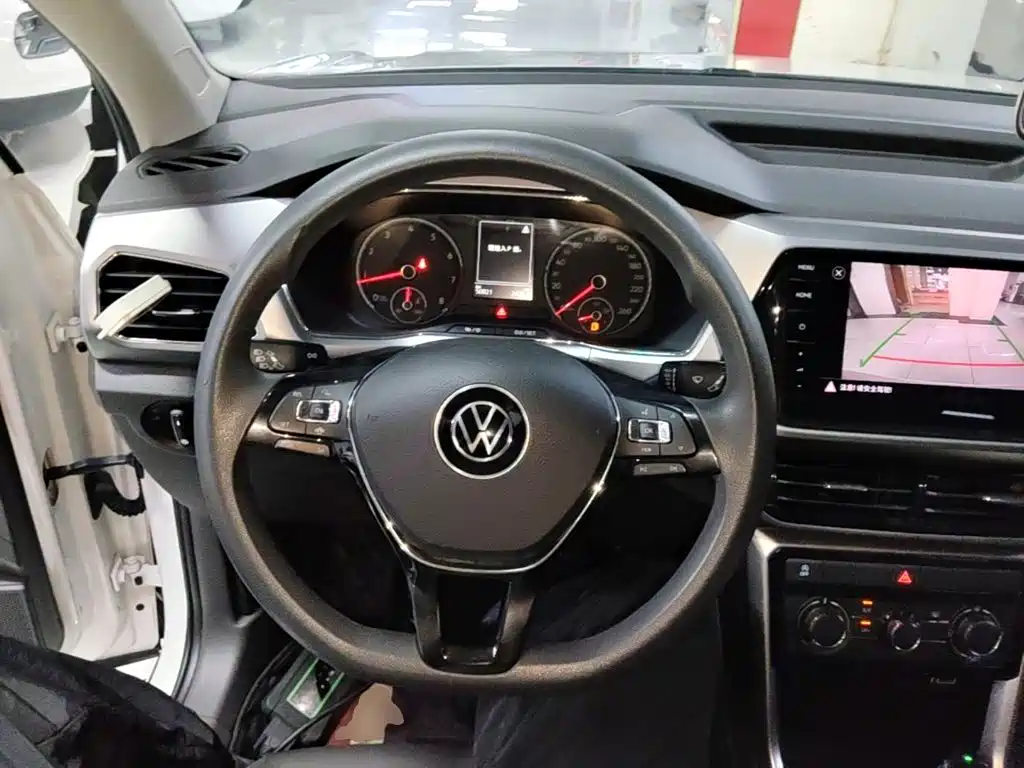 Volkswagen T-Cross 2021 — фото 11