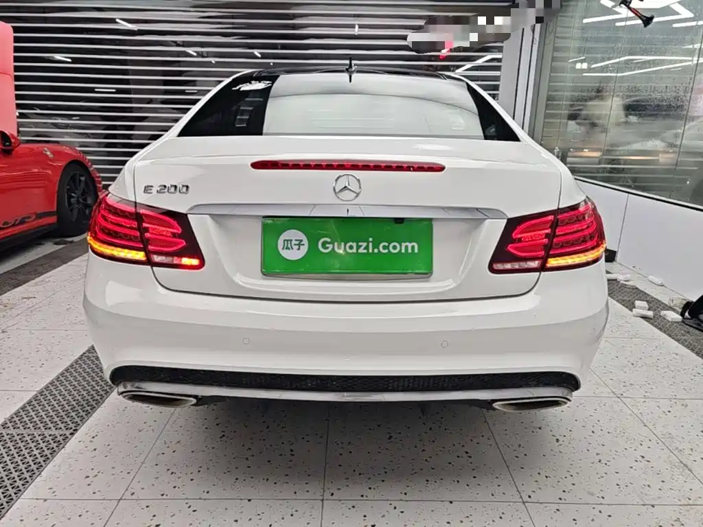 Mercedes-Benz E-Class 2015