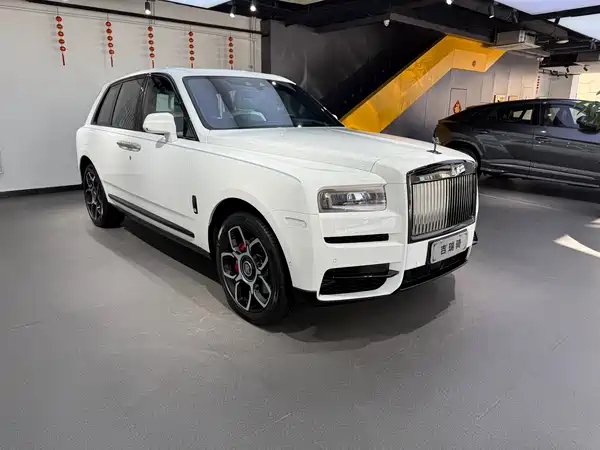 Rolls-Royce Cullinan 2024