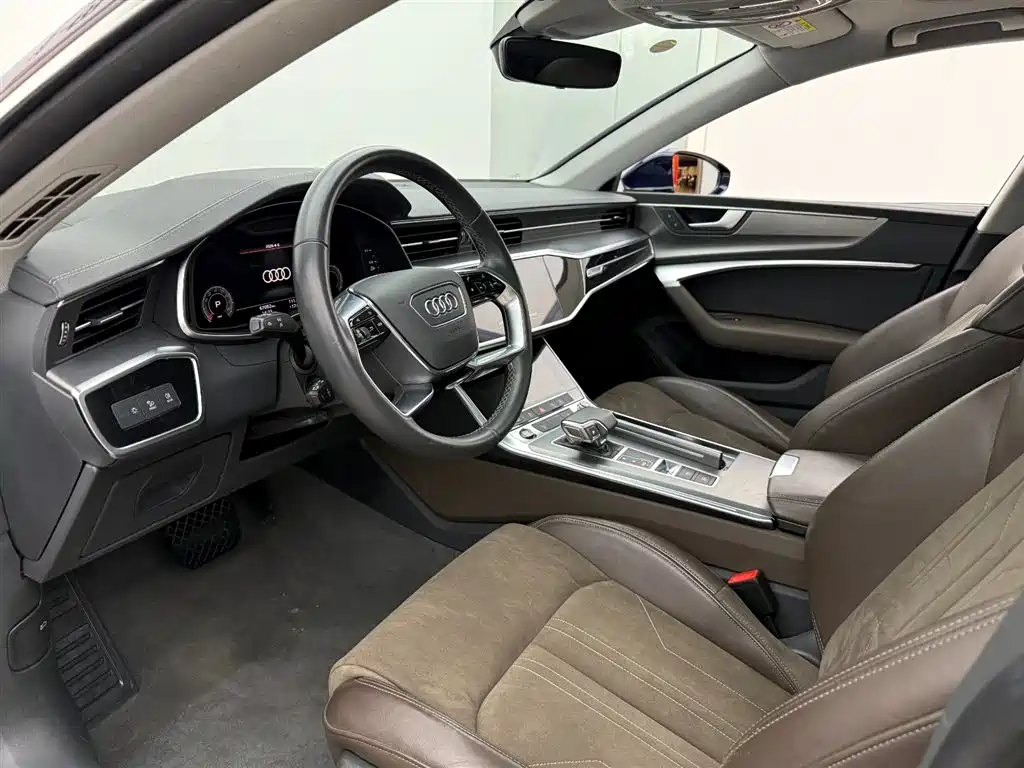 Audi A7L 2024 — фото 6