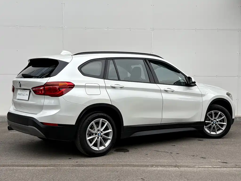 BMW X1 2019 — фото 13