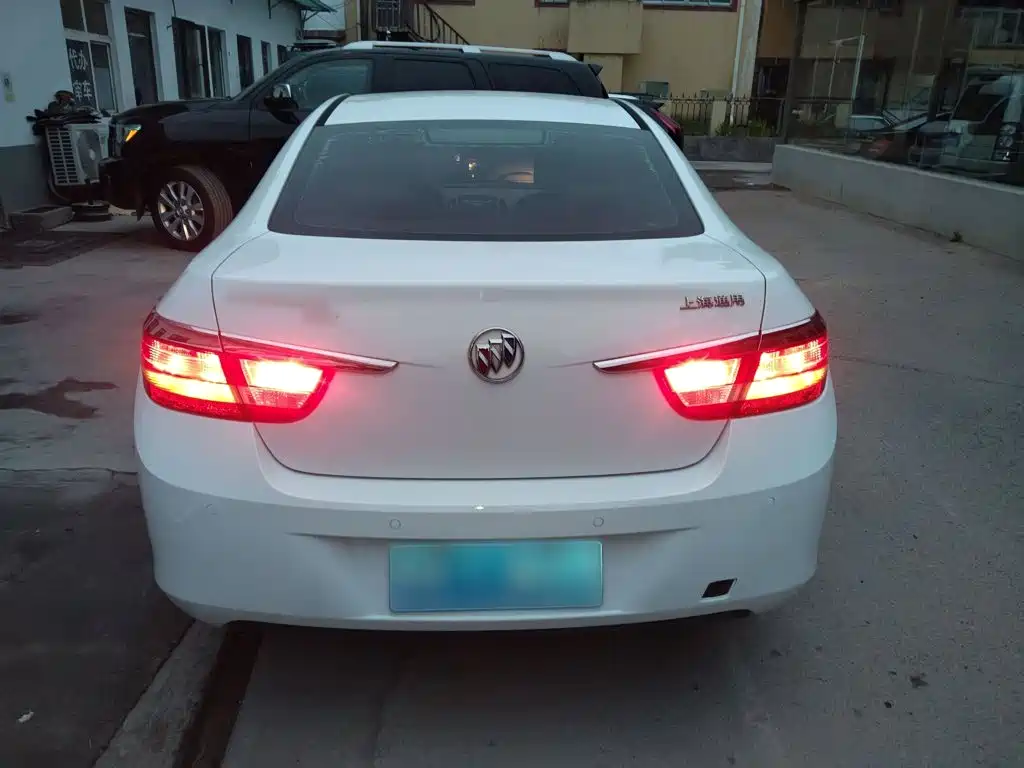 Buick Excelle 2014