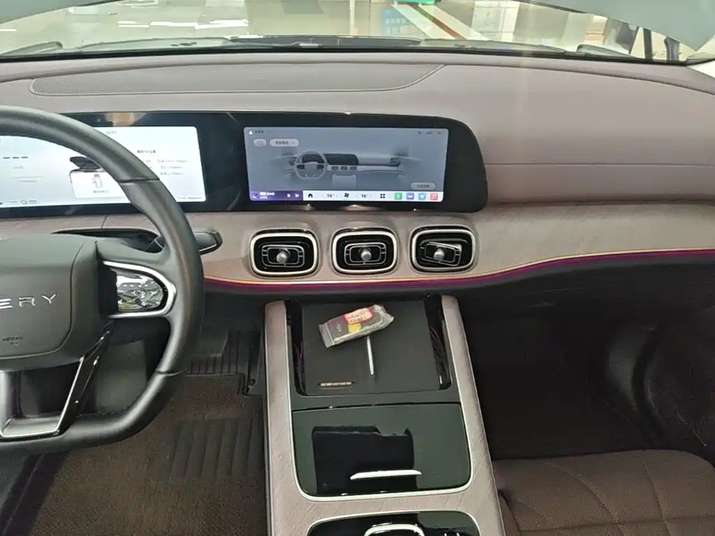 Chery Tiggo 9 C-DM 2024 — фото 13