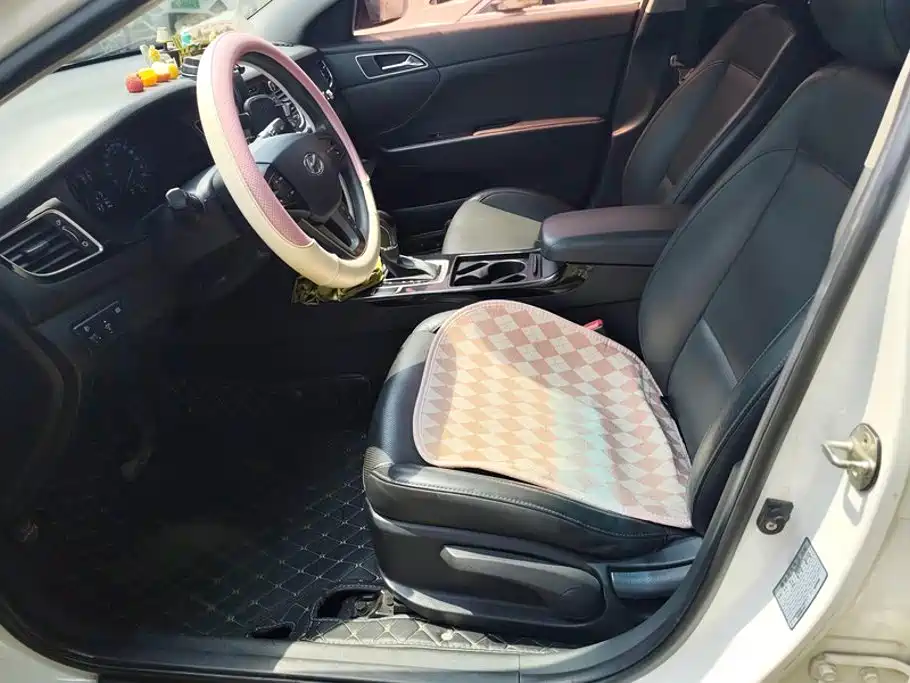 Hyundai Mistra 2015 — фото 9