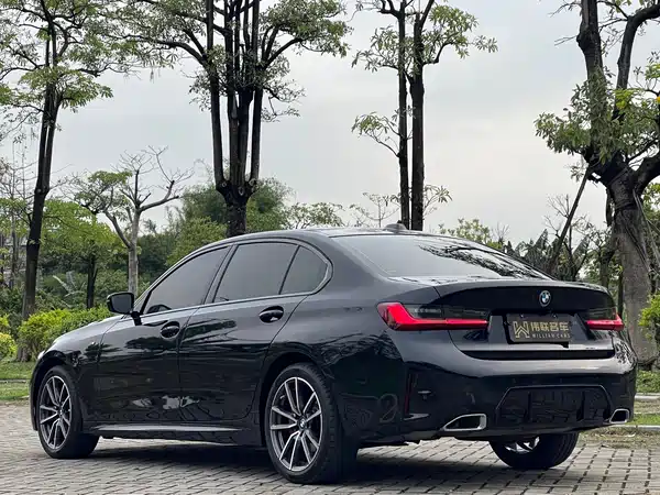 BMW 3 Series 2025