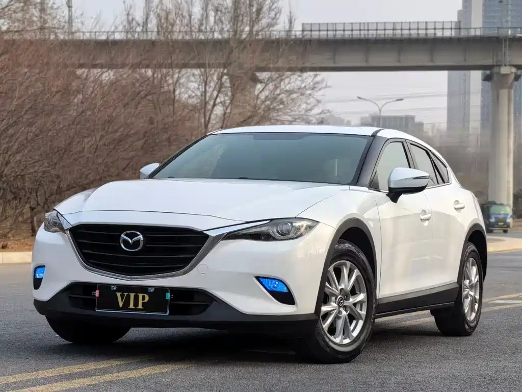 Mazda CX-4 2019 — фото 1