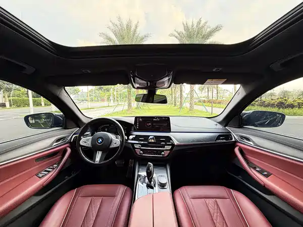 BMW 5 Series 2023