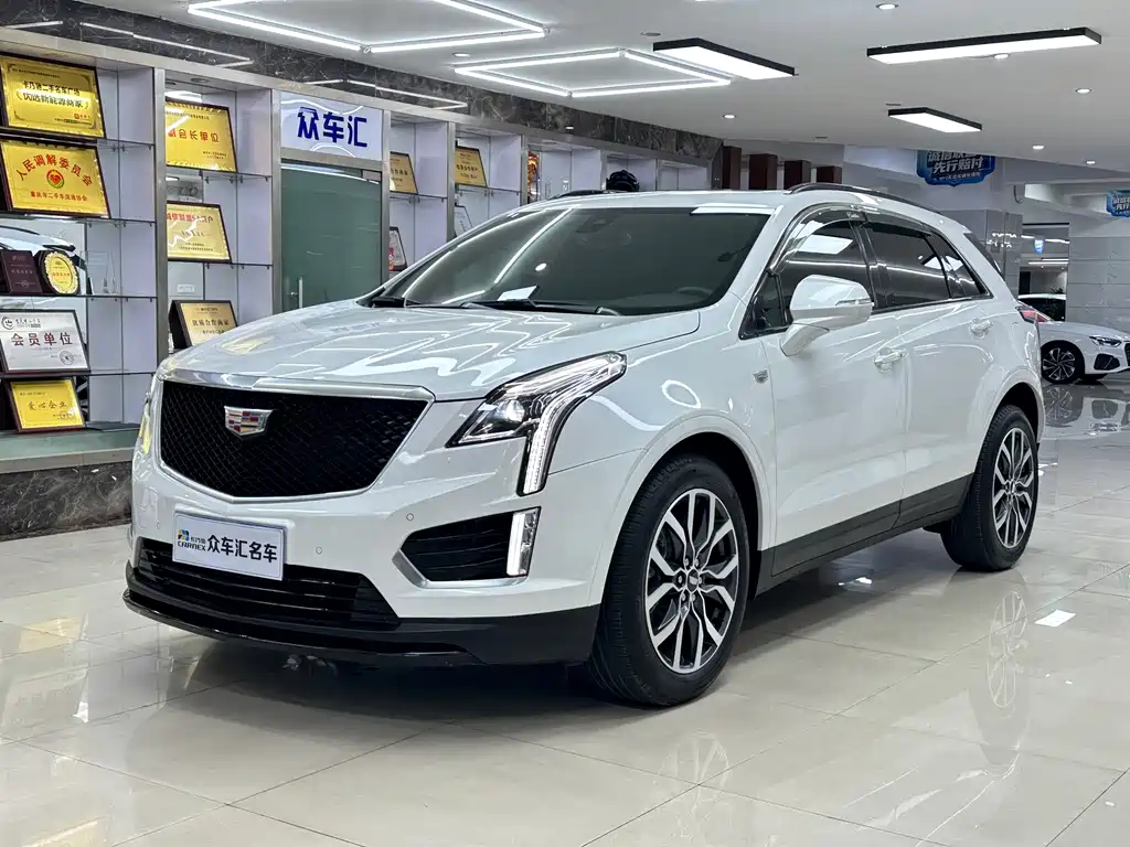 Cadillac XT5 2024 — фото 1